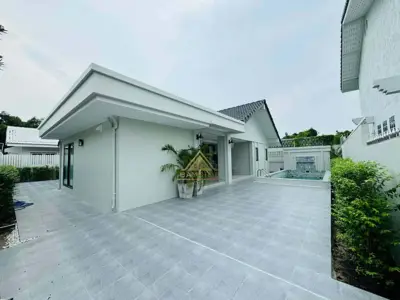 Pool Villa only 500 M. to Dongtan Beach 3 Beds for SALE  - Haus - Jomtien - 