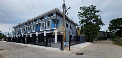  Town House For SALE conner unit - Haus - Jomtien - 