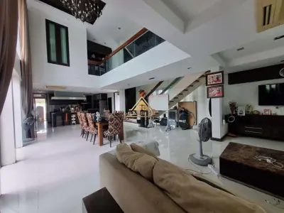 House for sale at Huai Yai 6 bedrooms - Haus - Huai Yai - 