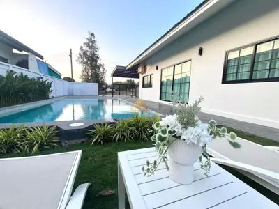 For SALE Pool Villa at Huai Yai / 3 Beds / 2 Baths - House - Huai Yai - 