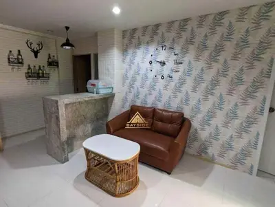 Golden Pattaya Condo Na Kluea  2 Beds 1 Bath Urgent SALE - Eigentumswohnung - Naklua - 