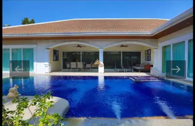 Huge Jomtien Park Villa 5 Beds 4 Baths for SALE/RENT - House - Jomtien - 