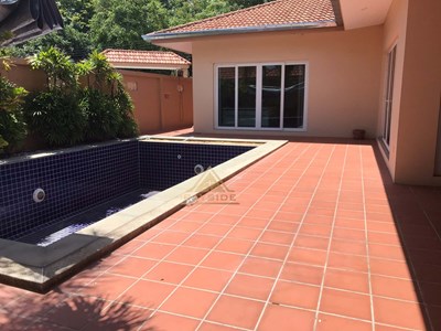 Tripple House in Huai Yai For Sale and Rent - House - Huai Yai - 