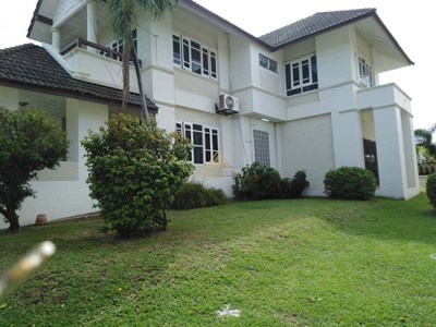 Central Park 2 For Sale 4 bedrooms - Haus - Pattaya - 