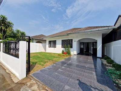 Single House at Soi Nern Plub Wan for Sale - Haus - Pattaya East - 