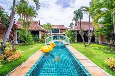 Luxury Pool Villa Resort Ban Lang 13 Pattaya for RENT (Able to run a Business)  - Haus - Siam Country Club - 