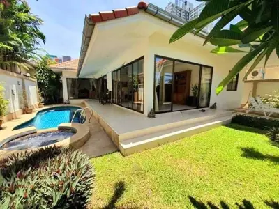 3 Bedrooms Pool Villa In Jomtien Pattaya for RENT - House - Chaiyaphruek - 