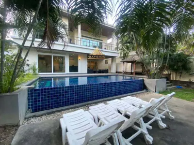 Pool Villa Near Jomtien Beach 4 Beds 5 Baths for RENT - Haus - Jomtien - 