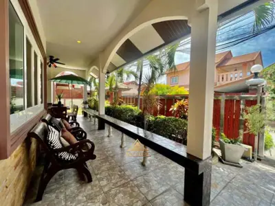 Big Pool Villa Jomtien 4 Beds 3 Baths for SALE/RENT - House - Jomtien - 