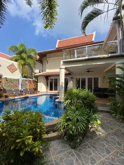Luxury Pool Villa Thappraya 3 Beds 3 Baths for SALE - Haus - Thappraya - 