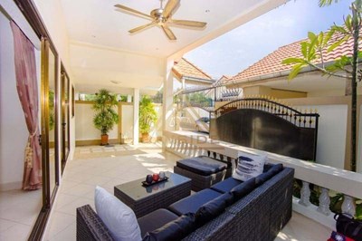 Pool Villa 3 Bedrooms For  Sale/Rent at Jomtien - Haus - Jomtien - 