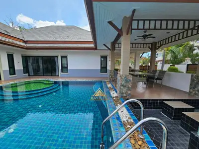 Baan Dusit Pattaya Lake 2 Pool Villa 5 Beds 3 Baths for RENT - House - Huay Yai - 